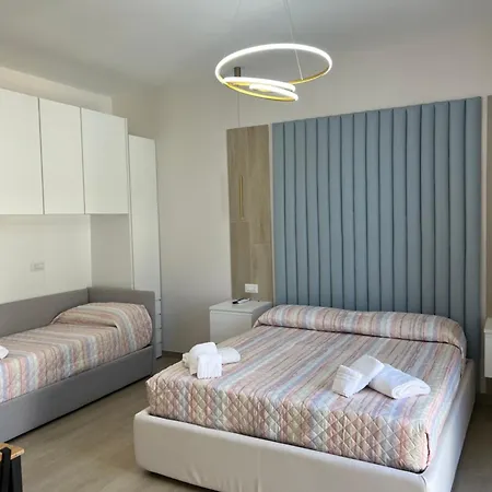 Luxury Venezia شقة *